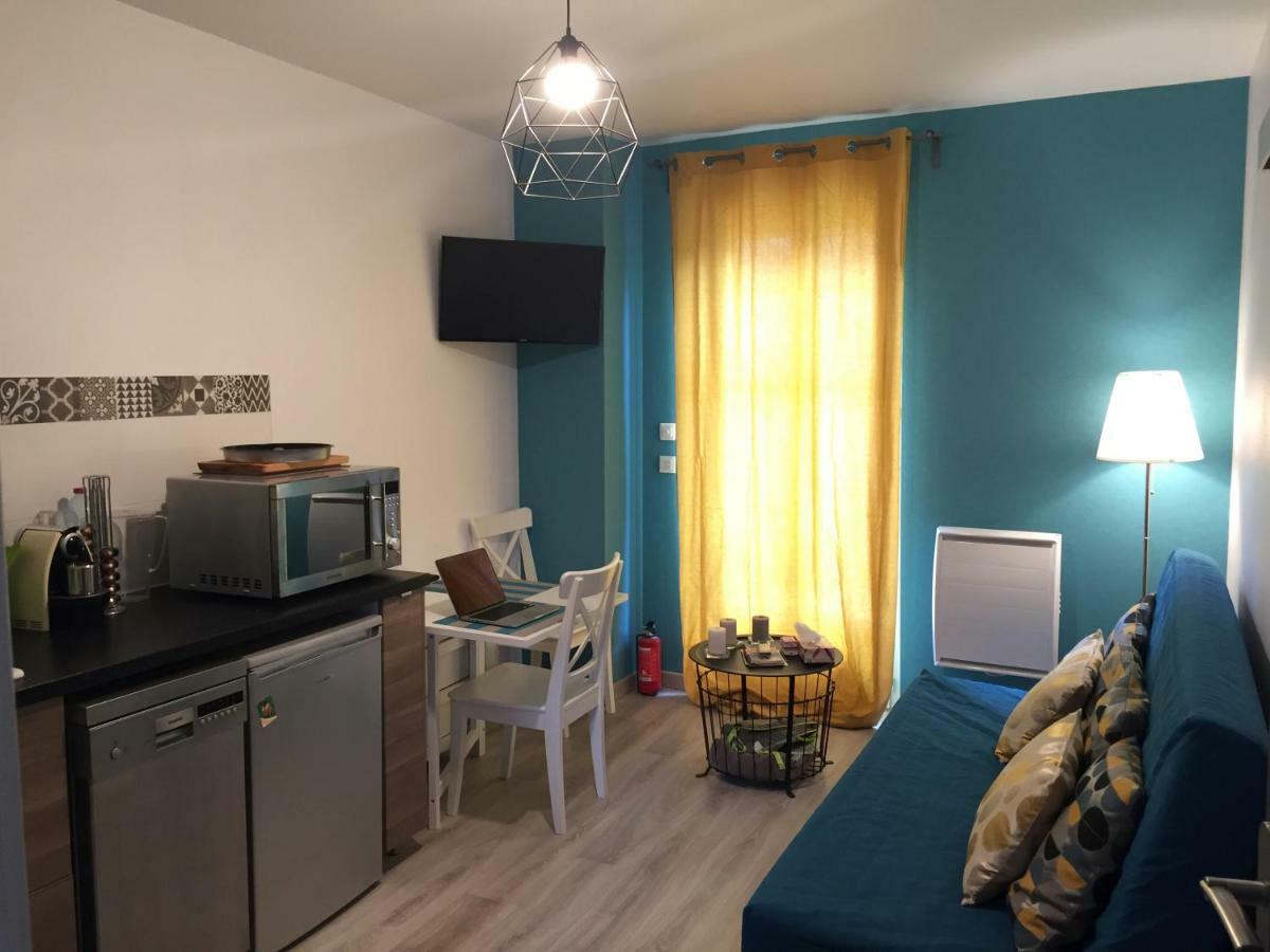 Bagnères-de-LuchonLes Meubles De Luchon - La Perle Bleue - Centre Luchon, Beau T2, 2 A 4 Personnes, Wifiアパートメント エクステリア 写真